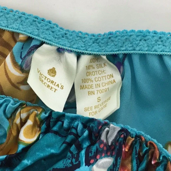 Vintage Victoria’s Secret Silk Panties NWOT - Picture 2 of 7
